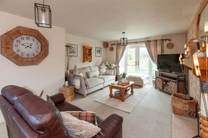 Sitting Room - click for photo gallery